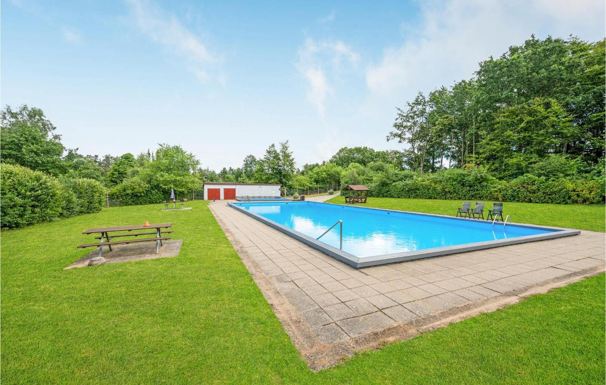 3 Bedroom Cozy Home In Fårvang Zewnętrze zdjęcie